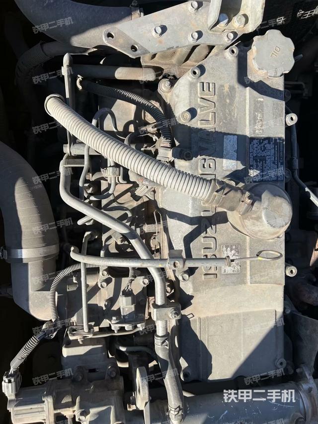 發(fā)動(dòng)機(jī)整體俯視(整機(jī)外觀) 發(fā)動(dòng)機(jī)整體俯視(整機(jī)外觀)