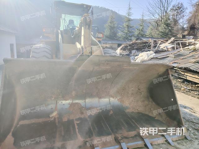 發(fā)動(dòng)機(jī)右側(cè)(整機(jī)外觀及大件) 發(fā)動(dòng)機(jī)右側(cè)(整機(jī)外觀及大件)