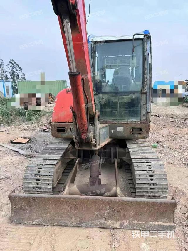 驾驶室整体（整机外观）