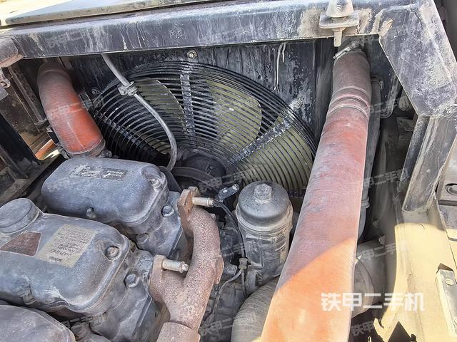 水箱+風(fēng)扇特寫(上車部件) 水箱+風(fēng)扇特寫(上車部件)