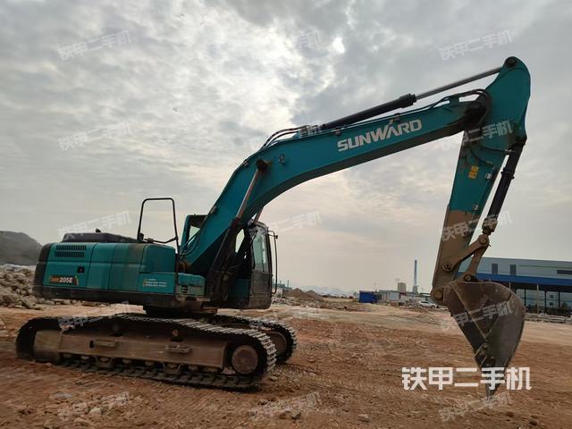 整機(jī)右后45°（整機(jī)外觀）