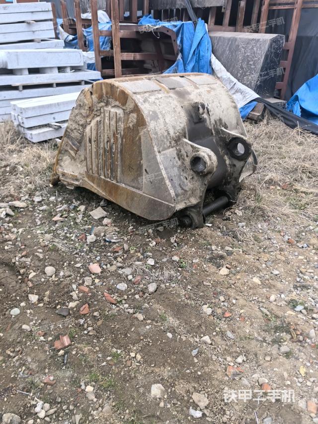 鏟斗45度（工作和回轉(zhuǎn)裝置）