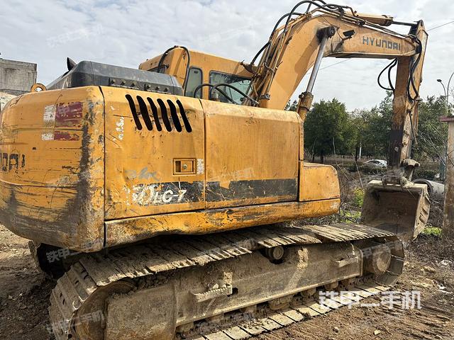 右后45(整機(jī)外觀) 右后45(整機(jī)外觀)