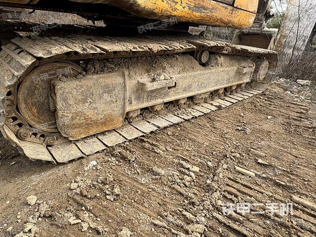 左側(cè)行走馬達(dá)蓋板(行走機(jī)構(gòu)) 左側(cè)行走馬達(dá)蓋板(行走機(jī)構(gòu))