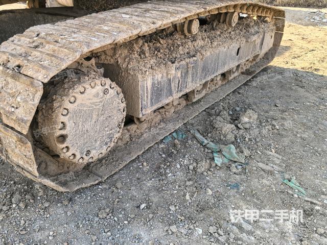 右側(cè)行走馬達蓋板（行走機構(gòu)）