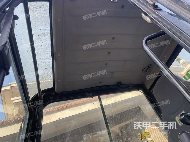 頂棚整體（駕駛室部分）