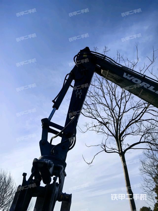 小臂整體左后（工作和回轉(zhuǎn)裝置）