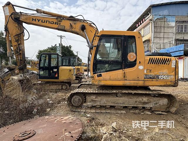 右前45(整機(jī)外觀) 右前45(整機(jī)外觀)