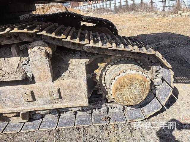 左驅(qū)動(dòng)輪(行走機(jī)構(gòu)) 左驅(qū)動(dòng)輪(行走機(jī)構(gòu))