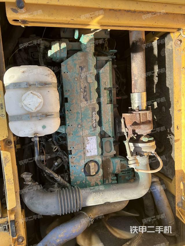 發(fā)動機整體俯視（整機外觀）