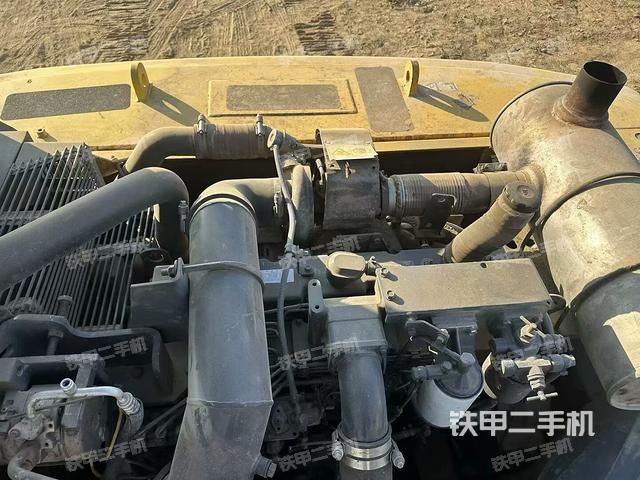 發(fā)動機整體俯視(整機外觀) 發(fā)動機整體俯視(整機外觀)