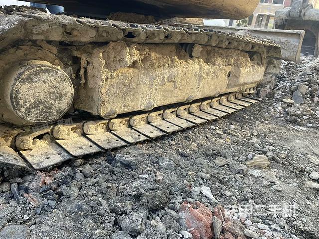 右導(dǎo)向輪（行走機(jī)構(gòu)）