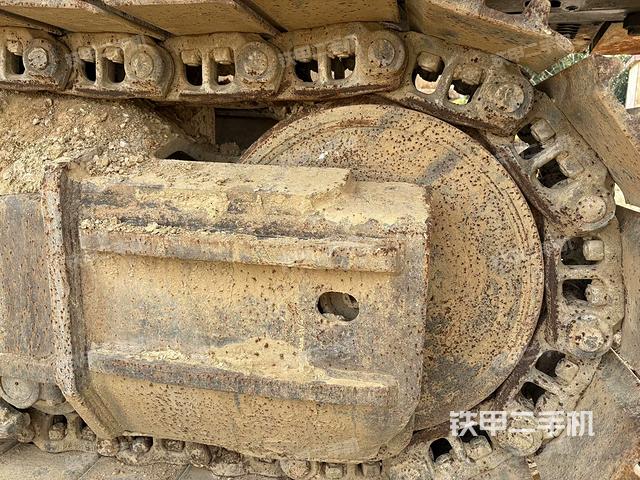 右側(cè)履帶整體（行走機(jī)構(gòu)）