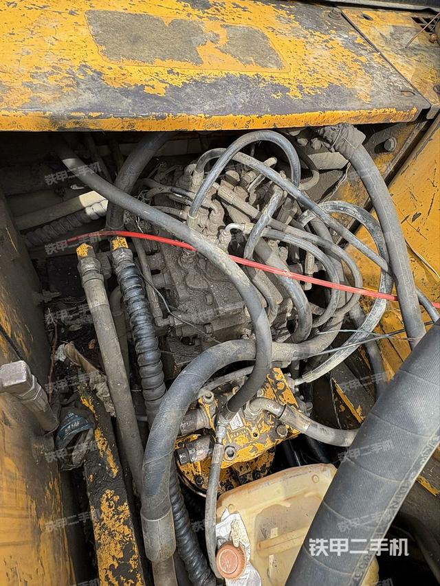 發(fā)動(dòng)機(jī)室(上車部件) 發(fā)動(dòng)機(jī)室(上車部件)