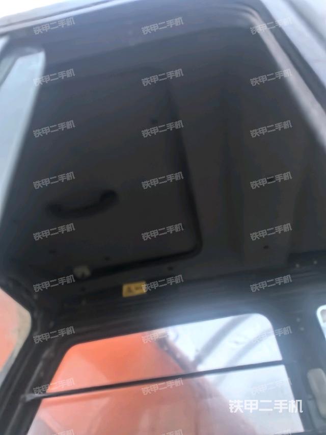 頂棚整體（駕駛室部分）