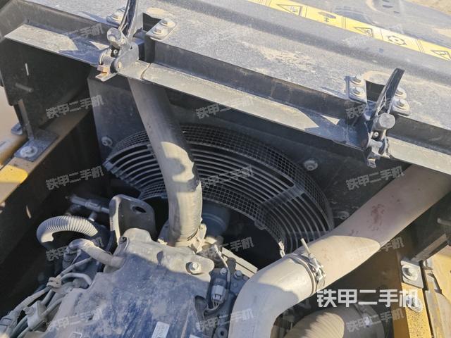 散熱器正面（大件艙室）