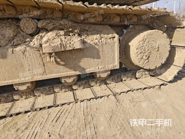 右側履帶整體（行走機構）