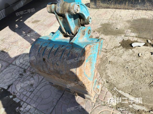 鏟斗45度（工作和回轉(zhuǎn)裝置）