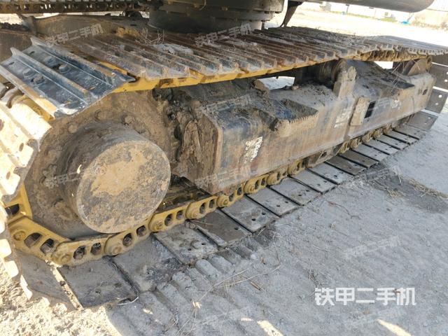 左側(cè)履帶整體?（行走機(jī)構(gòu)）