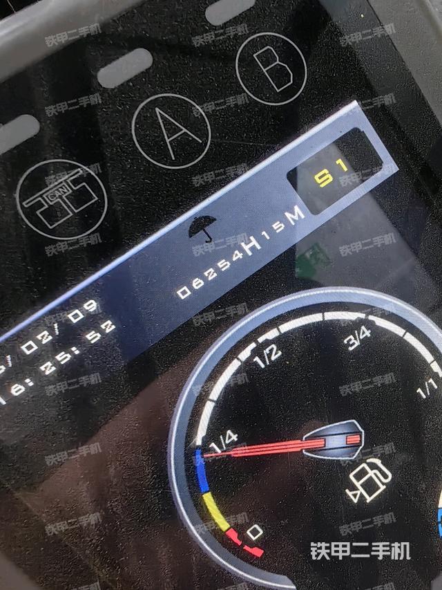 小時(shí)表(駕駛室部分) 小時(shí)表(駕駛室部分)