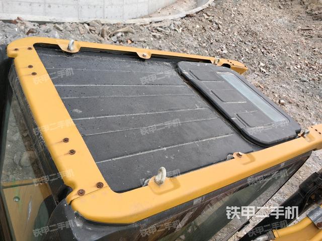 駕駛室頂部俯視(上車部件) 駕駛室頂部俯視(上車部件)