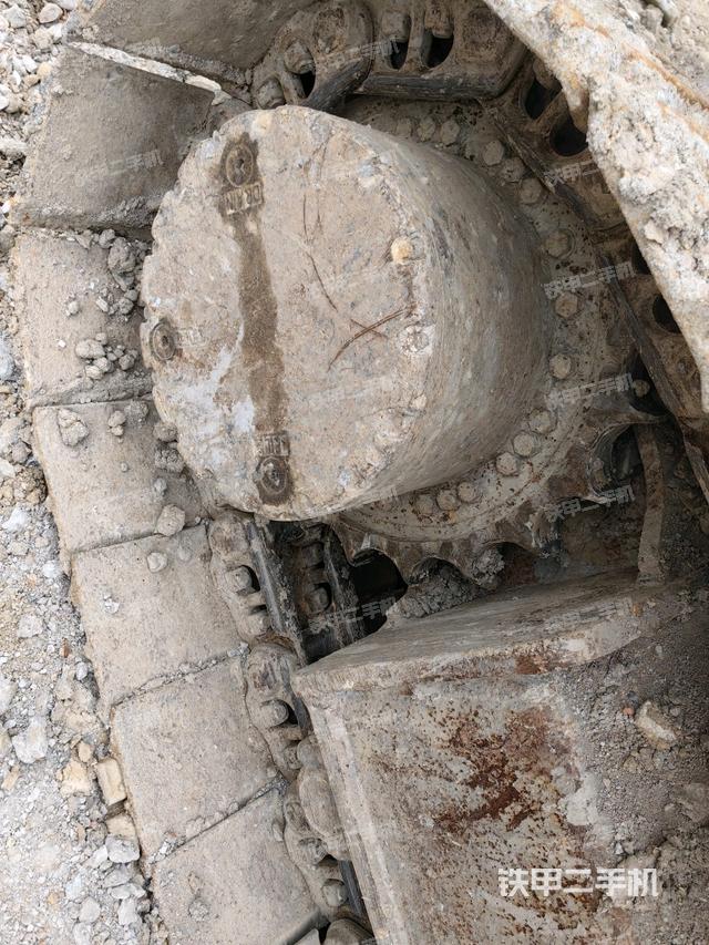 左驅(qū)動(dòng)輪(行走機(jī)構(gòu)) 左驅(qū)動(dòng)輪(行走機(jī)構(gòu))