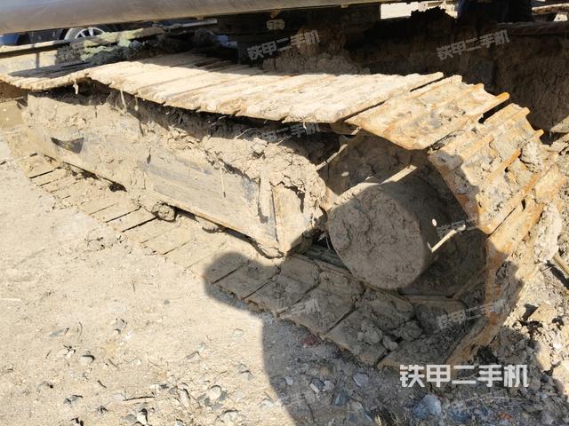 右側(cè)履帶整體?（行走機構(gòu)）