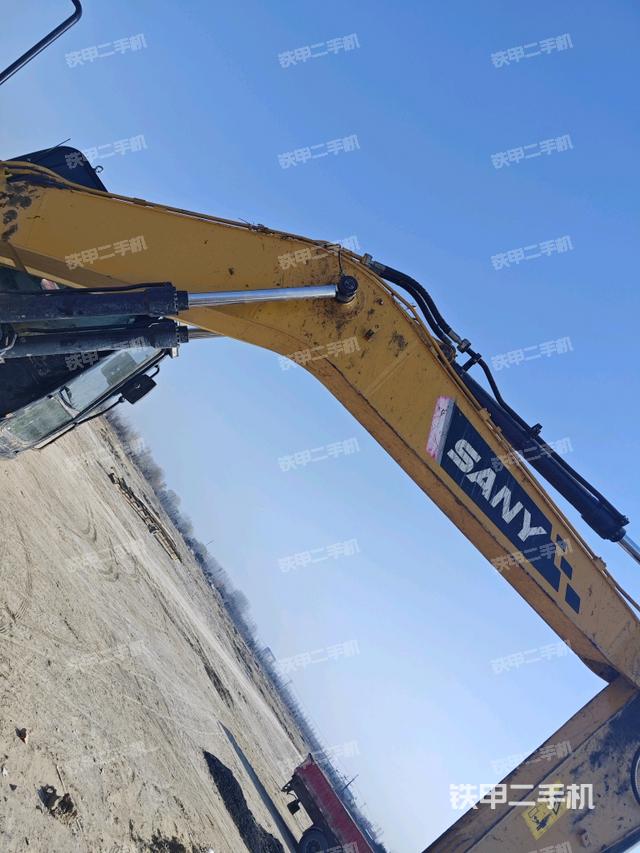 大臂整體?右側（工作和回轉裝置）