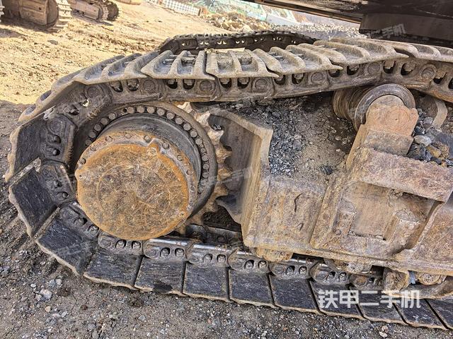 右驅(qū)動(dòng)輪(行走機(jī)構(gòu)) 右驅(qū)動(dòng)輪(行走機(jī)構(gòu))