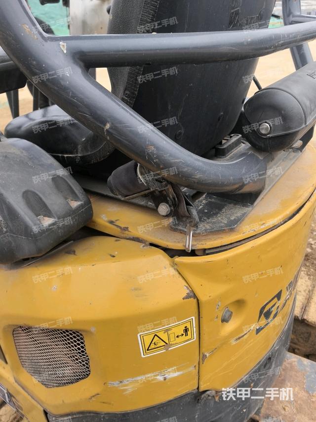 后窗玻璃角標(biāo)（駕駛室部分）