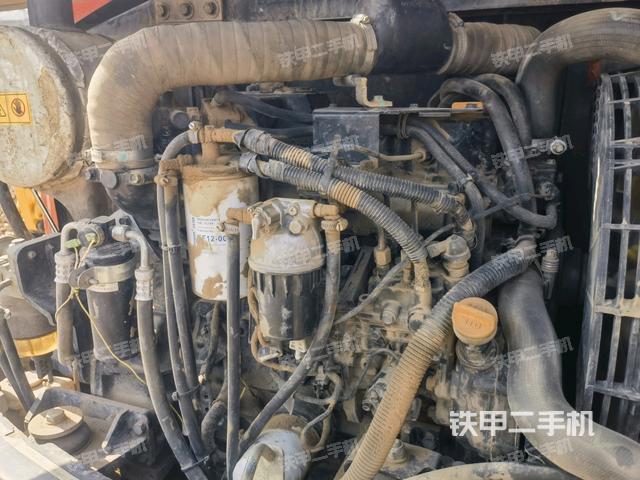 發(fā)動(dòng)機(jī)整體俯視(整機(jī)外觀) 發(fā)動(dòng)機(jī)整體俯視(整機(jī)外觀)