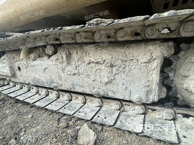 左側(cè)履帶整體?（行走機(jī)構(gòu)）