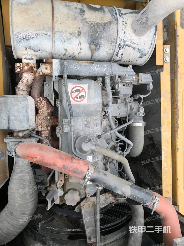 發(fā)動(dòng)機(jī)室(上車部件) 發(fā)動(dòng)機(jī)室(上車部件)