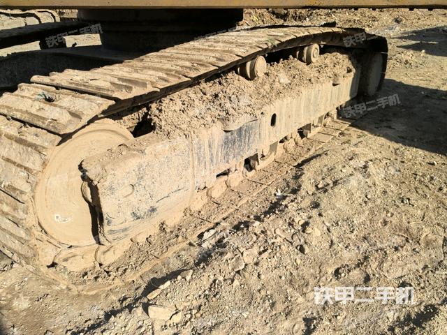 左側(cè)履帶整體?（行走機構(gòu)）