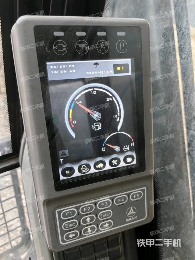 顯示屏?(駕駛室部分) 顯示屏?(駕駛室部分)