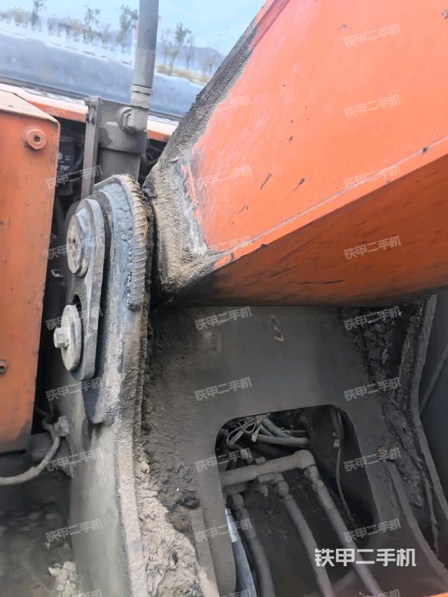 大臂根部?斜視（工作和回轉(zhuǎn)裝置）