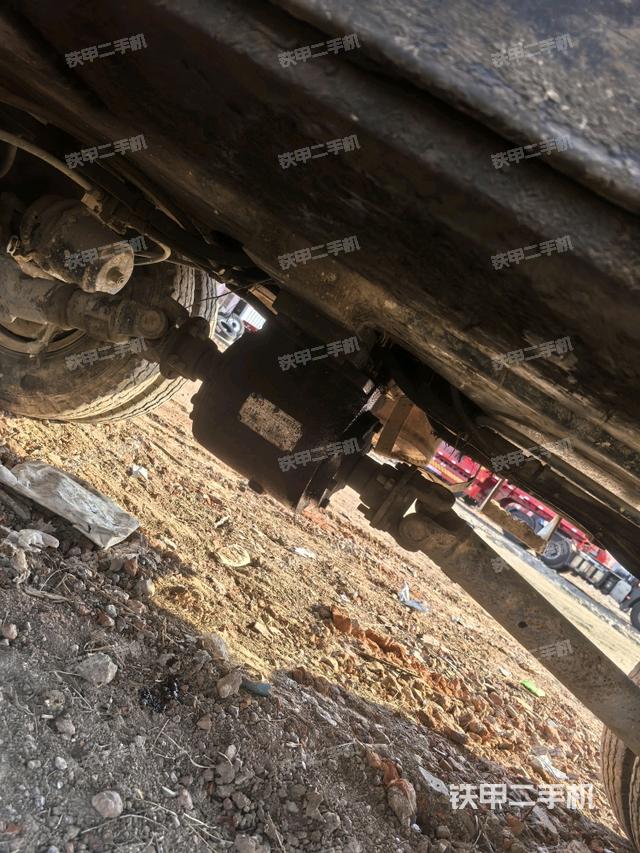 左側(cè)行走馬達(dá)蓋板（行走機(jī)構(gòu)）