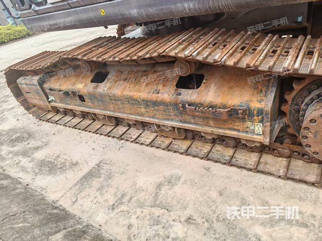 單側(cè)履帶整體（整機外觀）