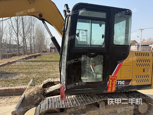 驾驶室整体（整机外观）