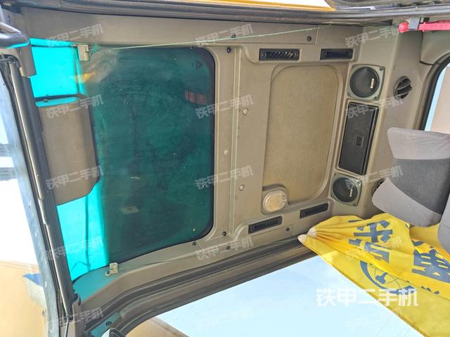 座椅后部（駕駛室部分）