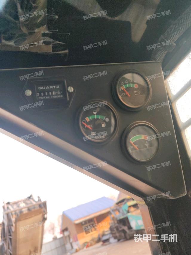 儀表盤(駕駛室/操作室) 儀表盤(駕駛室/操作室)