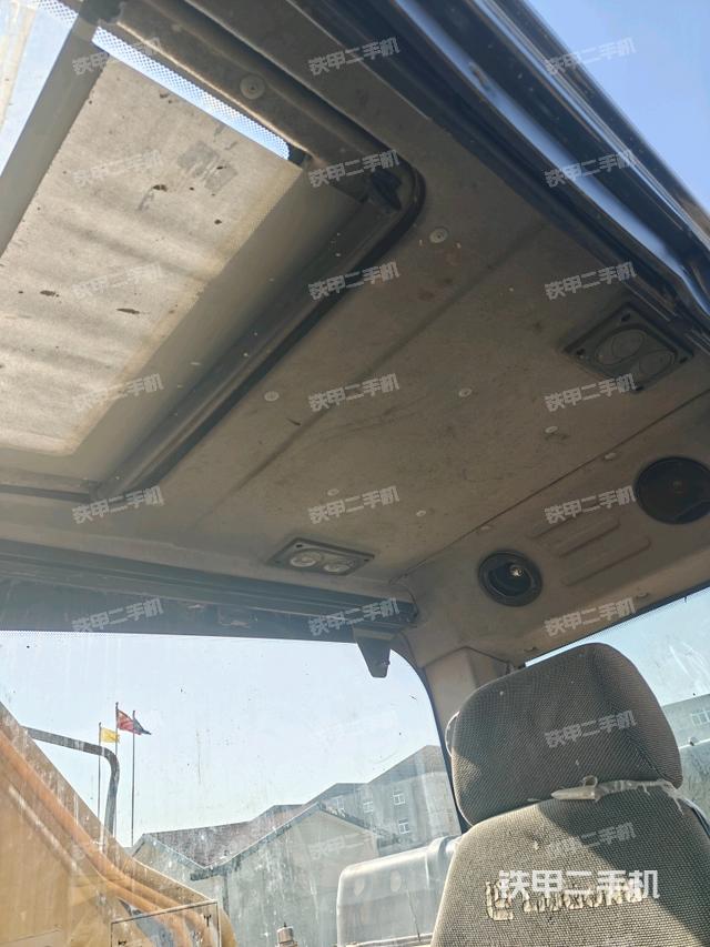 頂棚整體（駕駛室部分）