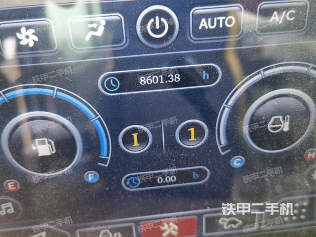 小時(shí)表(駕駛室部分) 小時(shí)表(駕駛室部分)