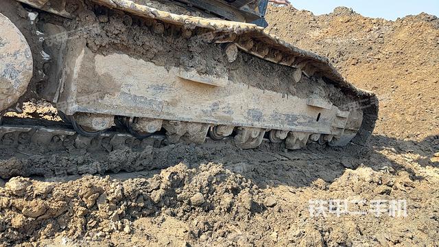 单侧履带整体（整机外观）