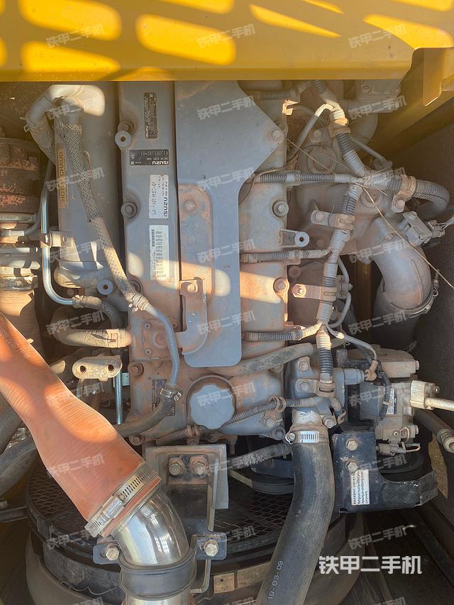 發(fā)動(dòng)機(jī)整體俯視（整機(jī)外觀）