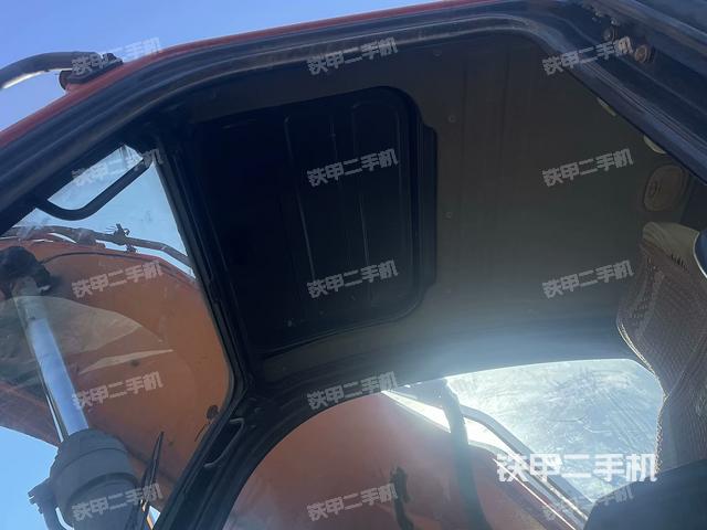 座椅左側(cè)控制臺/音響/含左手柄（駕駛室部分）