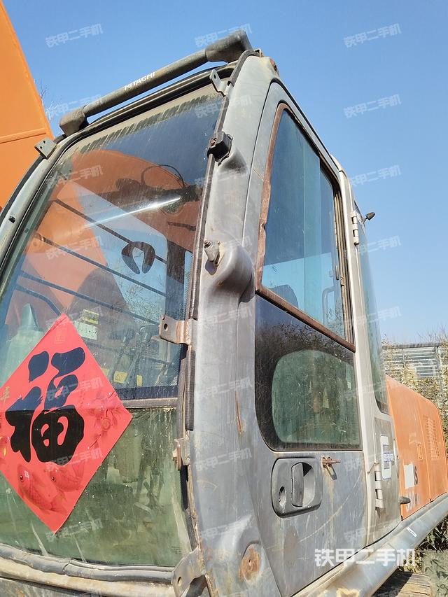 驾驶室整体（整机外观）