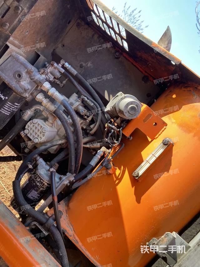 液壓泵室（大件艙室）