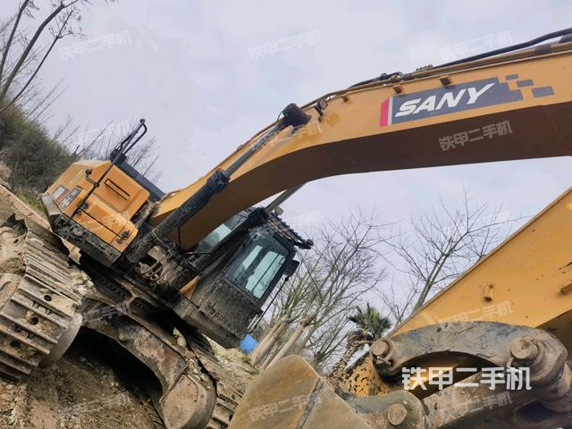 大臂整體?右側(cè)(工作和回轉(zhuǎn)裝置) 大臂整體?右側(cè)(工作和回轉(zhuǎn)裝置)