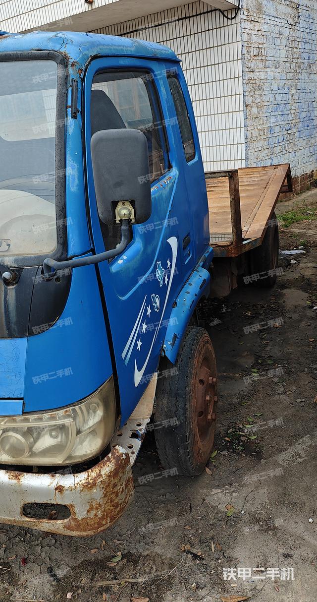 整機左側(cè)（設(shè)備外觀及核心部件）